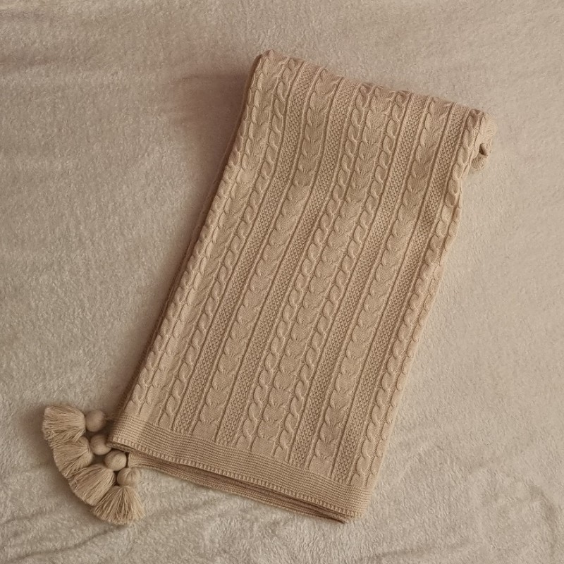 شال مبل کرم