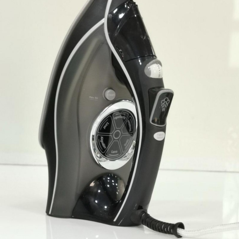 اتو بخار نانیوا مدل 2350D دیجیتال