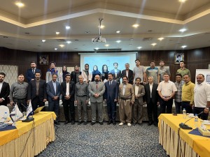 سمینار علمی شرکت ماکیان نوآور با محوریت معرفی محصولات جدید این شرکت روز یک شنبه 24 مهر ماه 1401 در سالن اجتماعات هتل پارسیان کرمانشاه با همکاری شرکت بهپروران کرمانشاه و با حضور افزون بر 3۰ نفر از کارشناسان و متخصصان حوزه طیور، دامپزشکان و جمعی از...