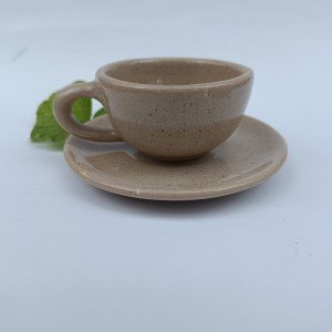 فنجان قهوه خوری سرامیکی رنگی کرم مدل کویر با نعلبکی  ست 2-4 عددی