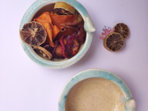 پیاله  سرامیکی دست ساز مدل آبی