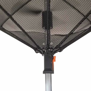 چتر آفتابی و بارنی دارای فن خنک‌کننده و مه مرطوب‌کننده پورودو