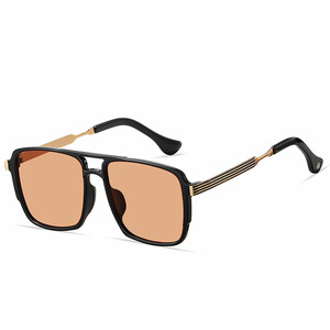 کیفیت عینک دودی زنانه پلاریزه