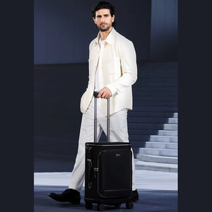 قیمت کیف چرخ دار سبک مسافرتی بنج