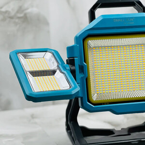 بهترین چراغ چندکاره طبیعت گردی تاسک