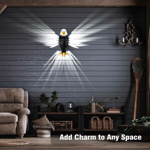 چراغ خواب دیواری شارژی با طرح عقاب