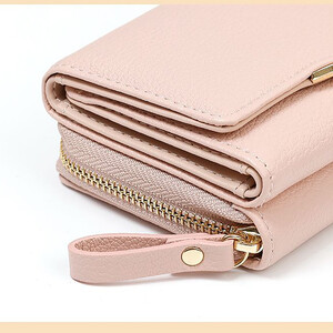 بهترین کیف پول زنانه تاشو تائومیک‌میک