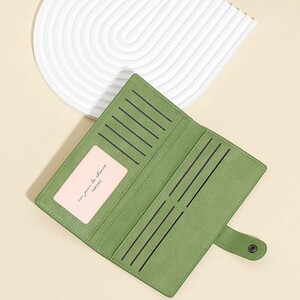 فضای داخلی کیف پول زنانه تاشو تائومیک میک