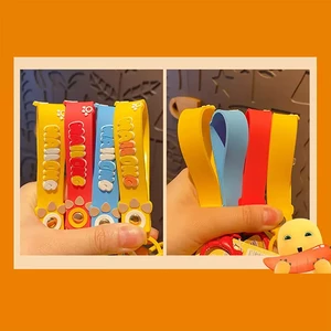 جاکلیدی فانتزی و آویز کیف طرح اژدهای خندان