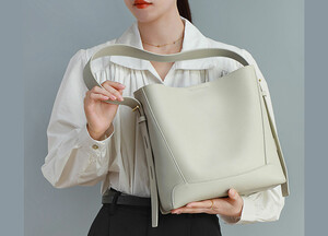 کیف دوشی زنانه با ظرفیت بزرگ new women's leather shoulder crossbody bag 5478