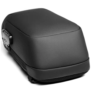 کوله مشکی ضدآب با فضای جادار