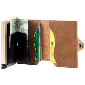 جاکارتی تاشو