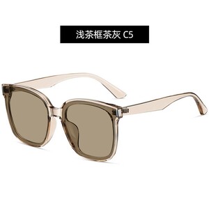 عینک آفتابی زنانه کارن بازار