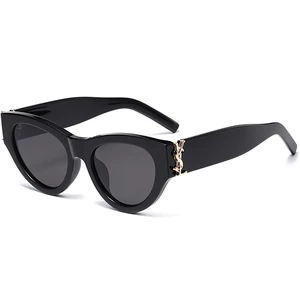 کیفیت عینک آفتابی زنانه کارن بازار