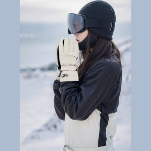 دستکش اسکی گولووجوی