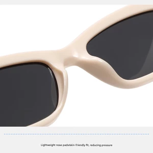 عینک آفتابی زنانه پولاریزه کارن بازار