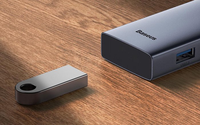 هاب با درگاه یواسبی