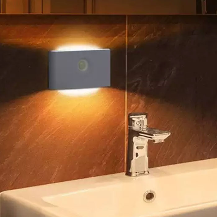 نور ملایم لامپ شارژی