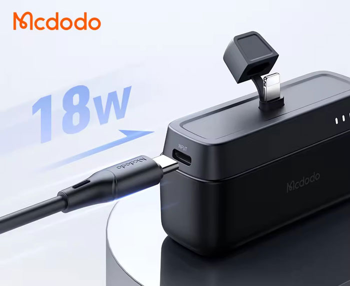 شارژر همراه آیفونی با ورودی تایپ&zwnj;سی