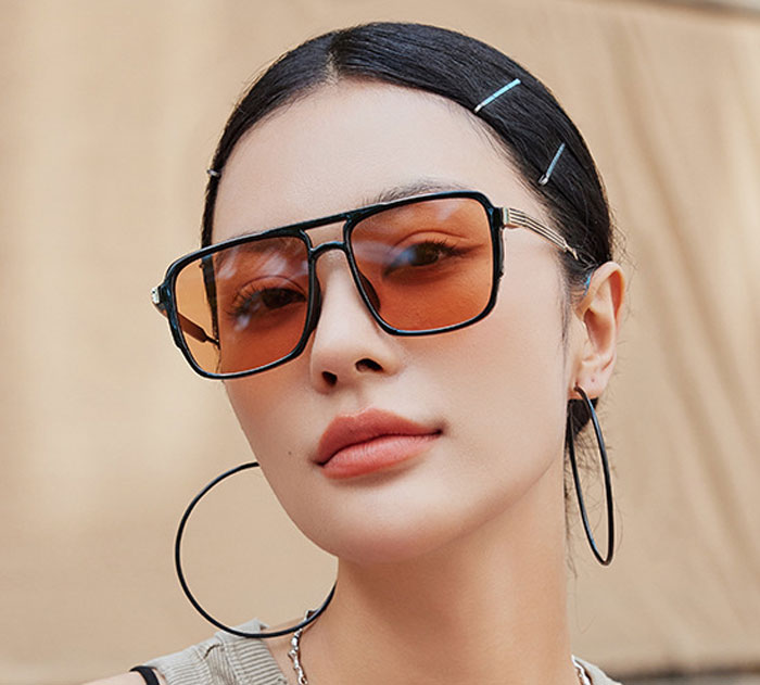 عینک آفتابی زنانه قرمز