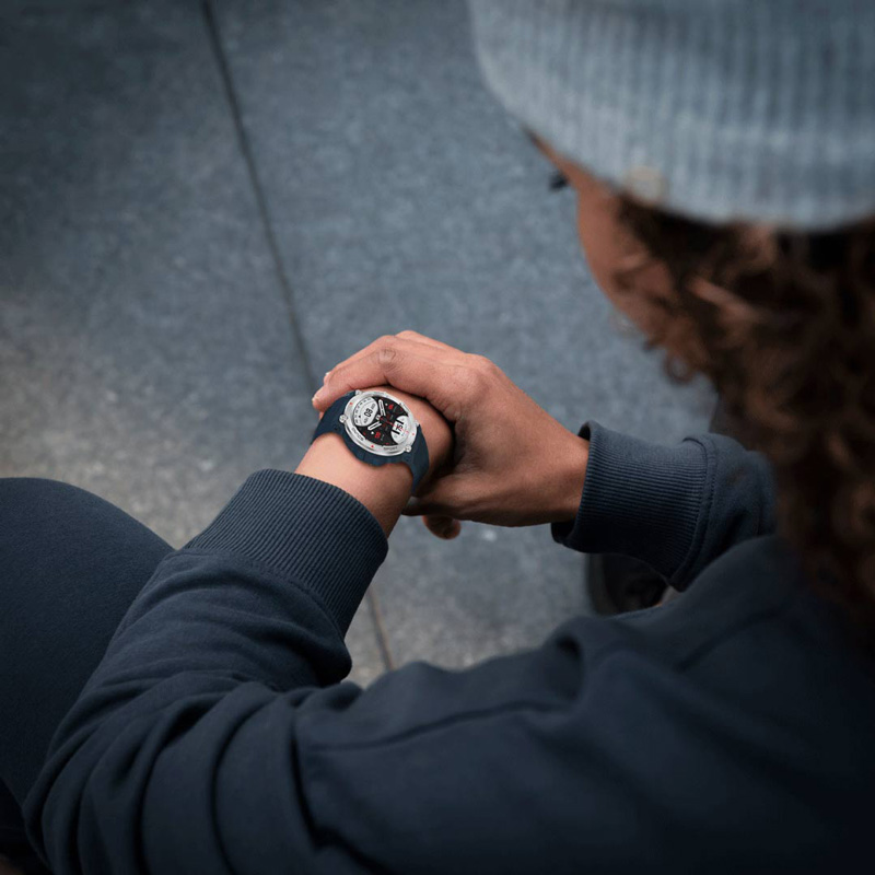 ساعت هوشمند با صفحه دایره&zwnj;ای