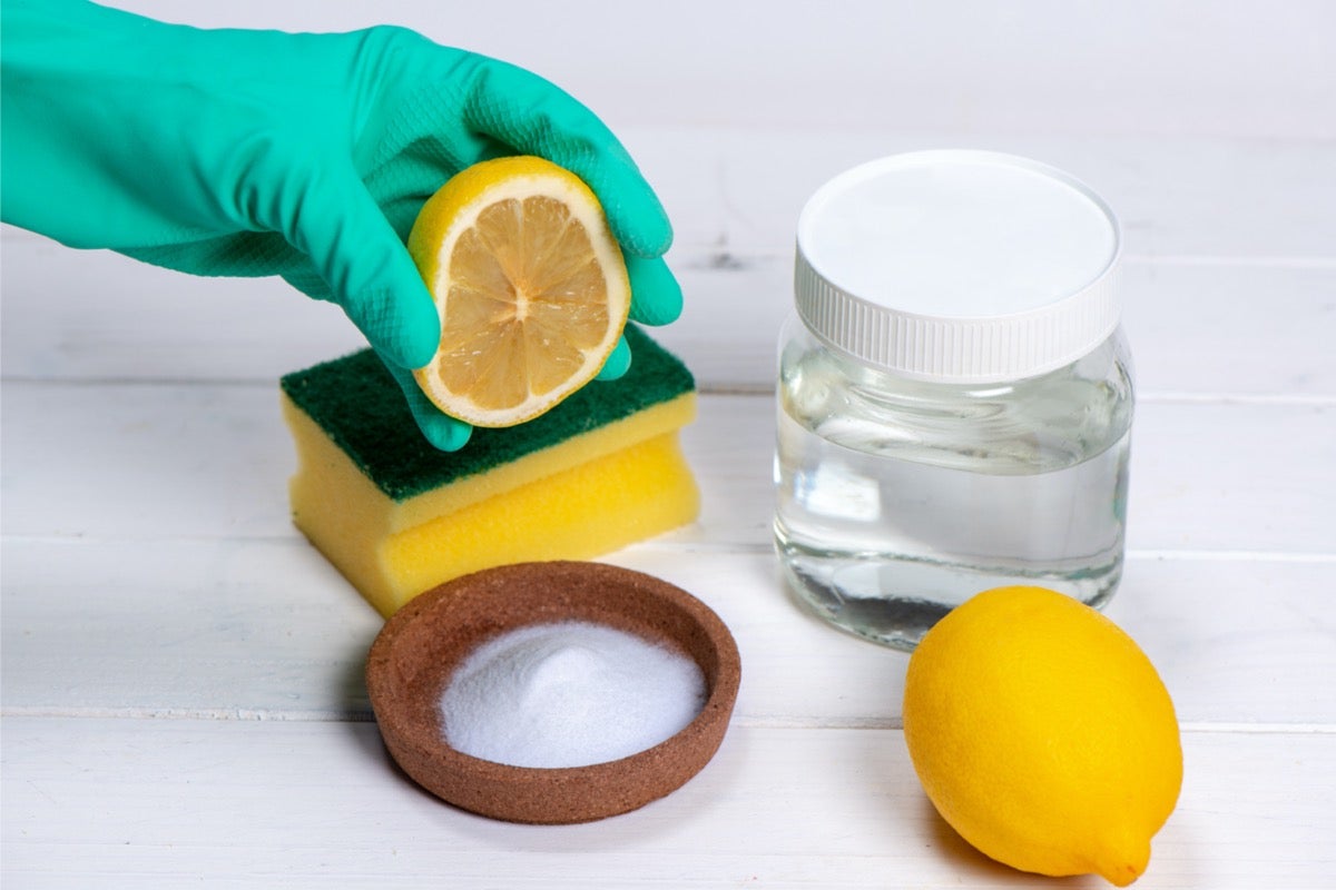 اسید سیتریک در تمیزکننده‌ های خانگی - آریانا شیمی