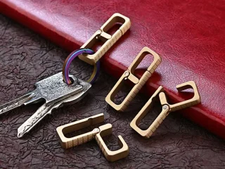 جاکلیدی برنجی طلایی رنگ Creative pure brass key chain mini portable men&#39;s