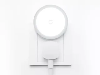 چراغ خواب دیواری لمسی هوشمند شیائومی دارای سنسور تشخیص نور Xiaomi Mijia Plug-in Wall Mini LED Night Light MJYD04YL