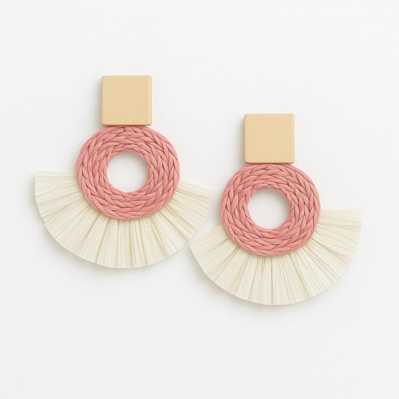 گوشواره دست‌ساز ماریمو – مدل دایره‌ای صورتی با حاشیه سفید