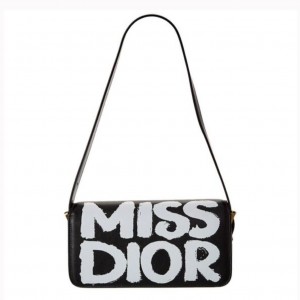 کیف زنانه Miss Dior طرح گرافیکی – مشکی و سفید