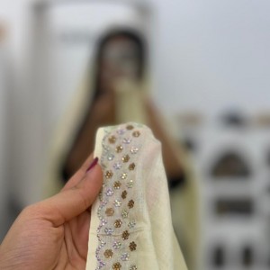 لیسی نگین کوب