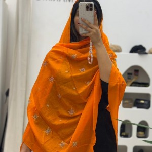 لیسی نگین کوب