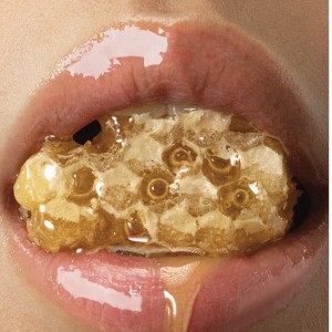 لیپ اویل گیسو عسل - lip oil gisou honey
