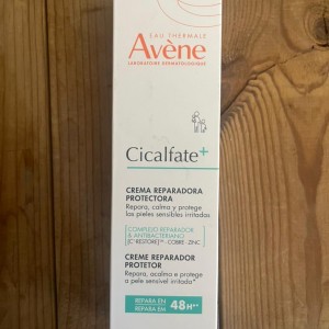 کرم ترمیم‌کننده سیکالفیت اون Avene Cicalfate+ Reparation 48HR (100 میل)