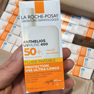ضد آفتاب لاروش پوزای LA ROCHE POSAY ANTHELIOS UVMUNE 400 INVISIBLE FLUID SPF50 (50 میل)