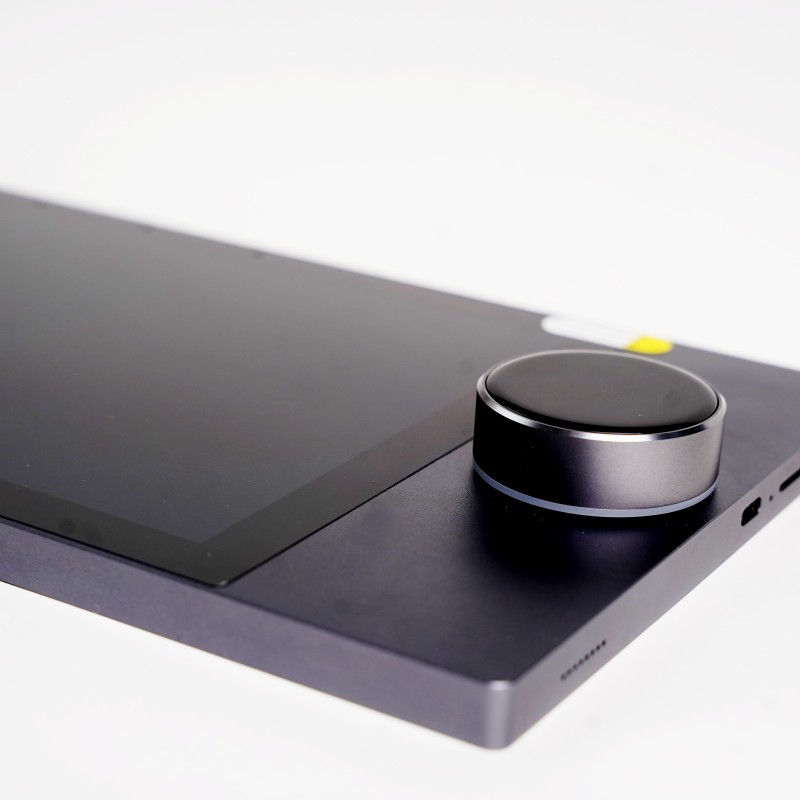 تاچ پنل لمسی و آمپلی دیواری 8 اینچ