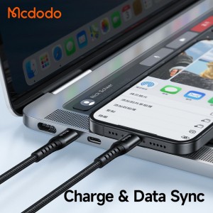 کابل usb-C مک دودو مدل CA-5641 طول 1 متر