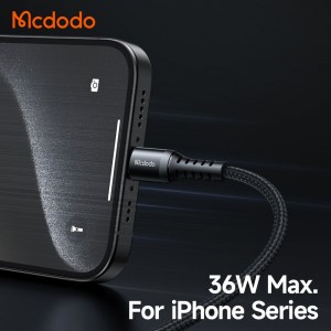 کابل usb-C مک دودو مدل CA-5641 طول 1 متر
