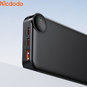 پاوربانک 30 وات ظرفیت 10000 مک دودو مدل MCDODO MC-3850 بهمراه کابل شارژ