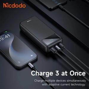 پاوربانک 20000 مک دودو مدل MC-4230 با توان 22.5 وات