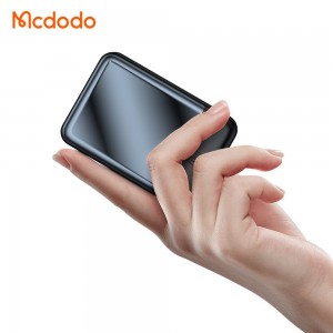 پاور بانک 20000 برند MCDOD مدل MC-5021 ( PD 20W ) وایرلس مگنتی