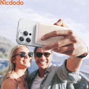 پاوربانک وایرلس 10000 مگنتی مدل MC-7810