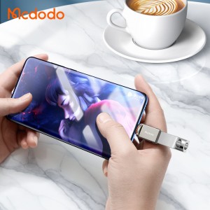 تبدیل OTG تایپ سی به USB مک دودو مدل OT-8730