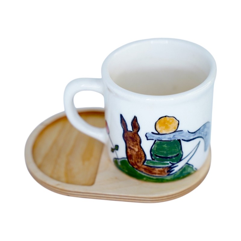 ماگ سرامیکی دستساز بهمراه پیش دستی چوبی طرح شازده کوچولو