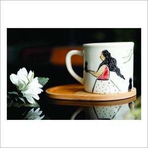 لیوان سرامیکی دستساز بهمراه پیش دستی چوبی طرح هم راه