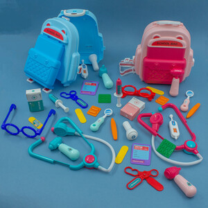 ست  تجهیزات پزشکی هوکیا مدل Doctor Funzi دختر