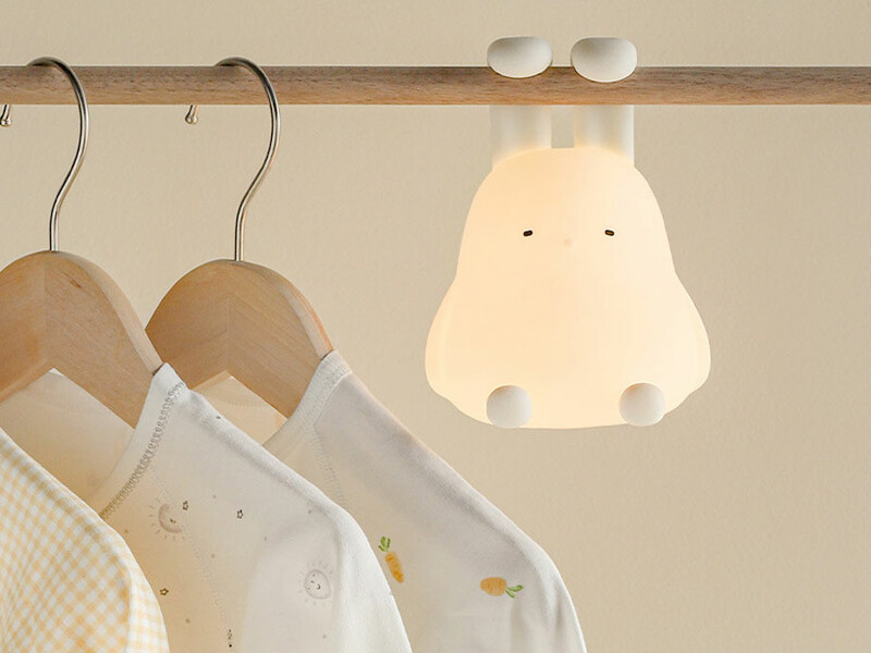 چراغ خواب رومیزی فانتزی شارژی کودکانه Cartoon folding ear rabbit night light H-L-25