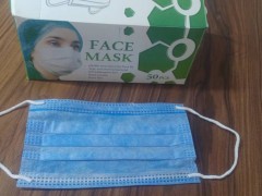 ماسک پزشکی سه لایه کشی جعبه دار بسته 50 عددی
