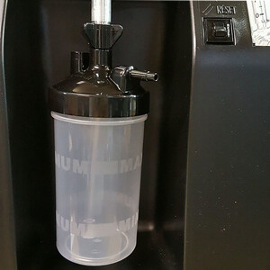 لیوان مرطوب کننده دستگاه اکسیژن ساز مدل O2