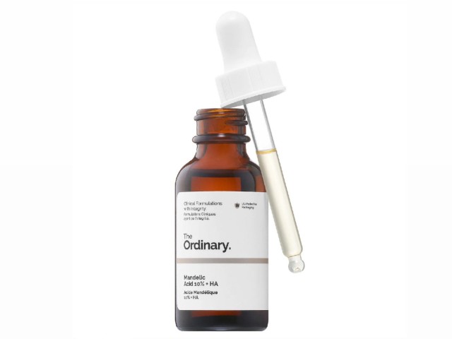 سرم روشن کننده پوست اوردینری حاوی سرم ماندلیک اسید ۱۰%